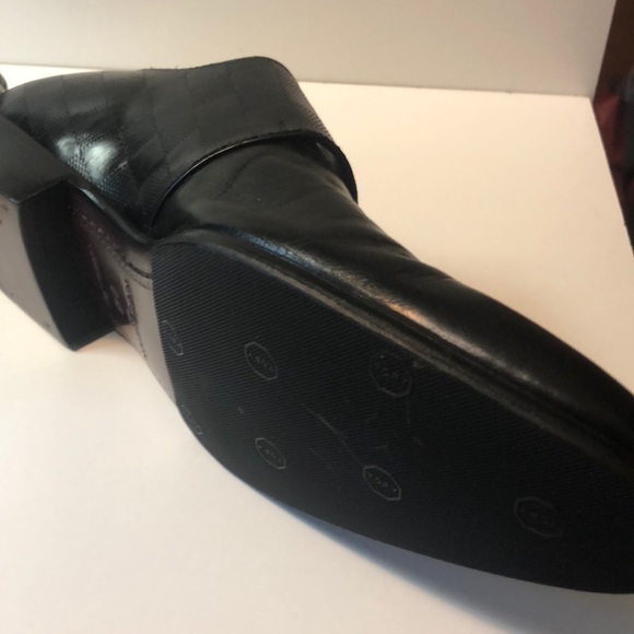 Men’s Louis Vuitton shoes - Picture 5 of 8